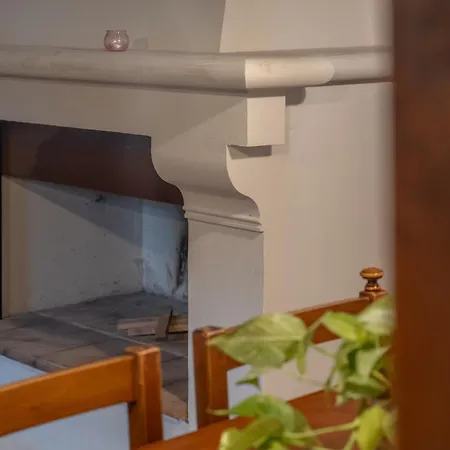 Casale Sforna - Con 2 Da Letto E Piscina - Italywego