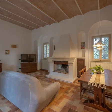 Casale Sforna - Con 2 Da Letto E Piscina - Italywego Appartement