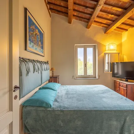 Appartamento Casale Sforna - Con 2 Da Letto E Piscina - Italywego